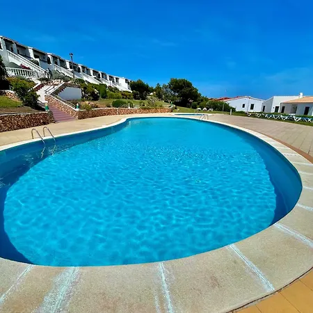 Llevant - En Planta Baja Con Piscina 阿雷纳尔登卡斯特尔