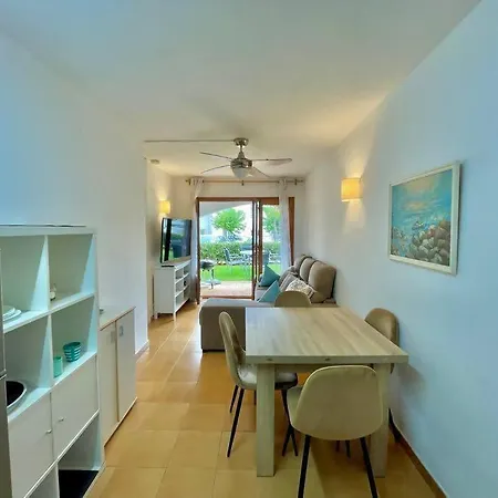 Llevant - En Planta Baja Con Piscina 阿雷纳尔登卡斯特尔