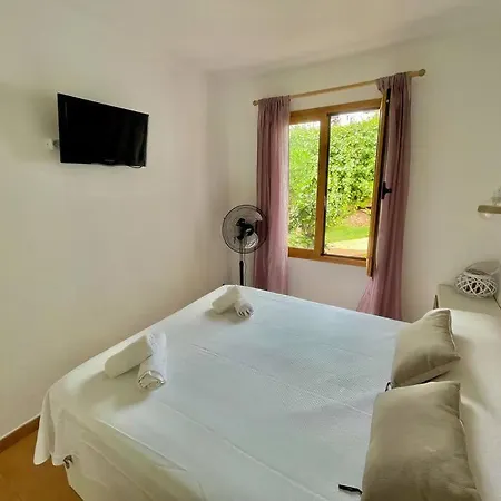 Llevant - En Planta Baja Con Piscina 公寓 阿雷纳尔登卡斯特尔