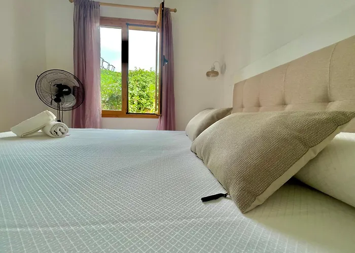 Llevant - En Planta Baja Con Piscina Apartment