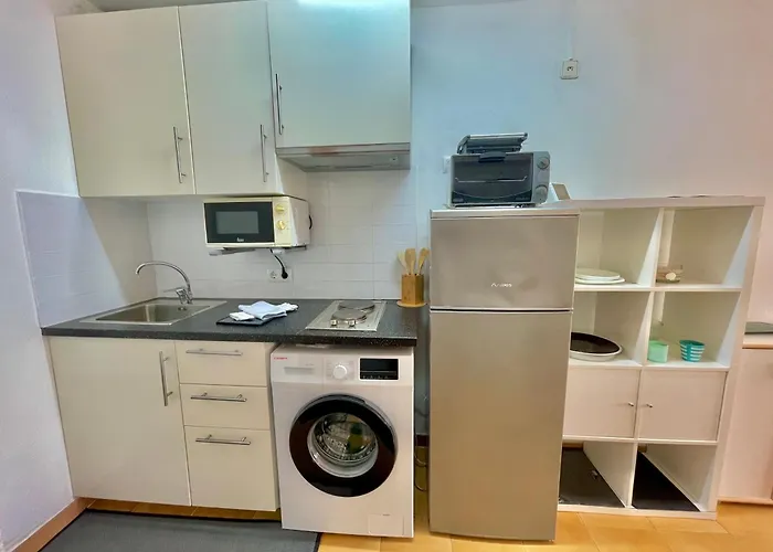 Llevant - En Planta Baja Con Piscina Apartment *