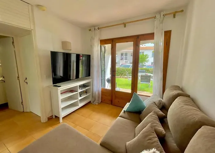 Llevant - En Planta Baja Con Piscina Apartment *