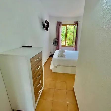 Llevant - En Planta Baja Con Piscina